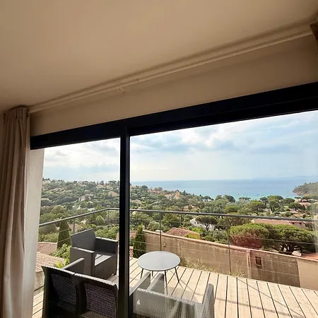 Azur *